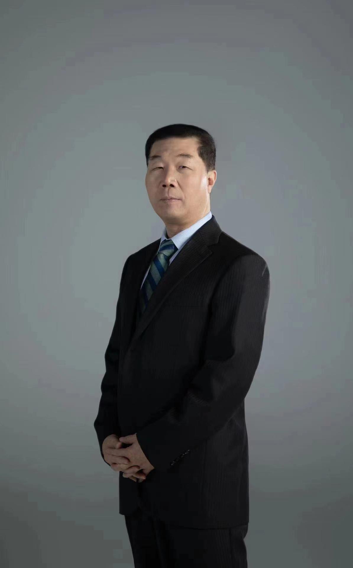 刘革新