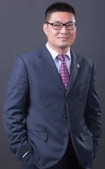李红伟