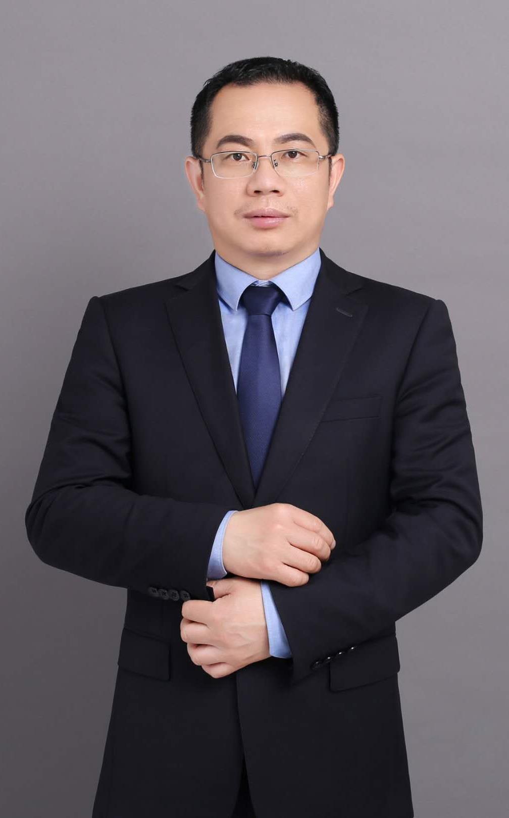 何玉平