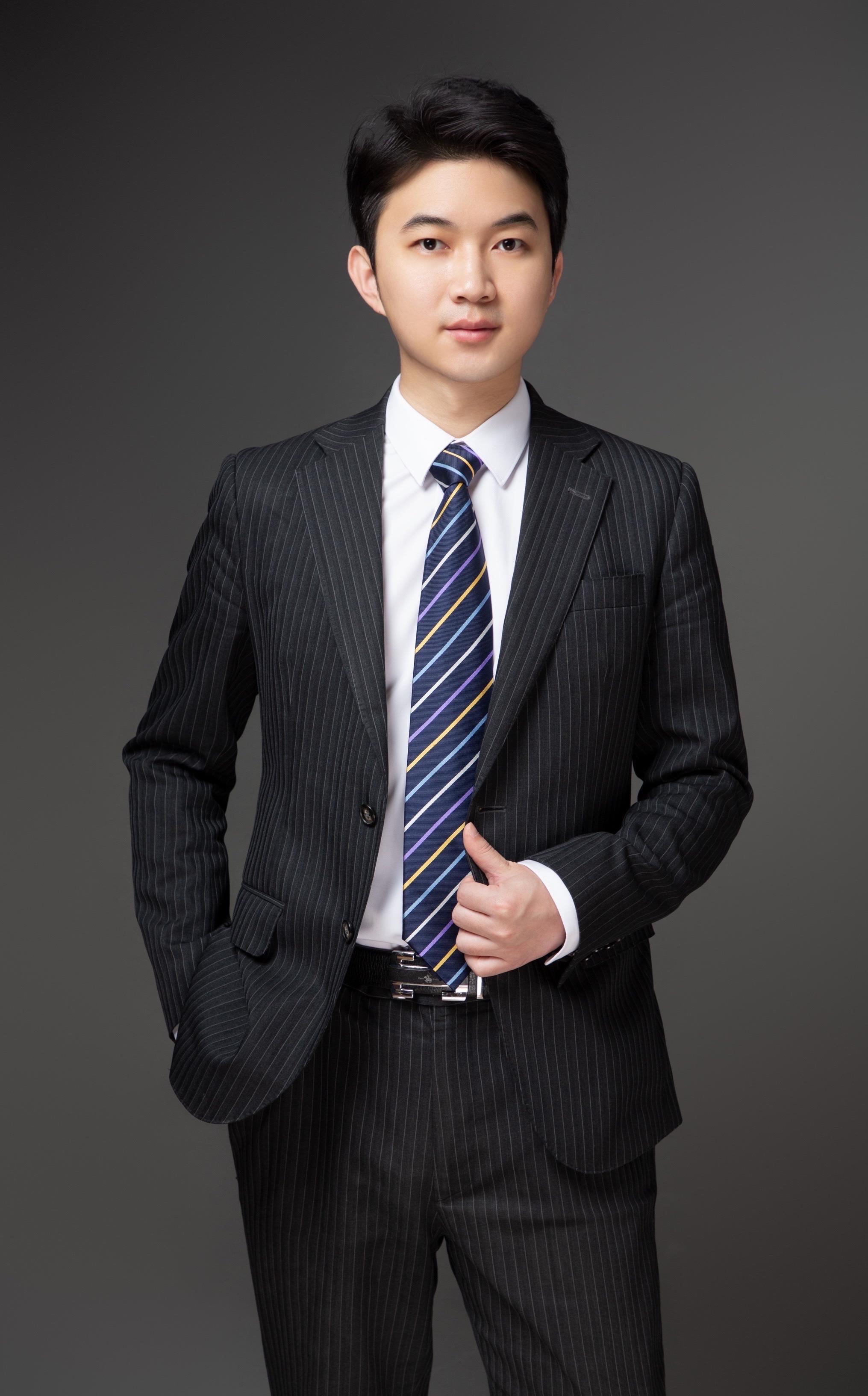 杨秦