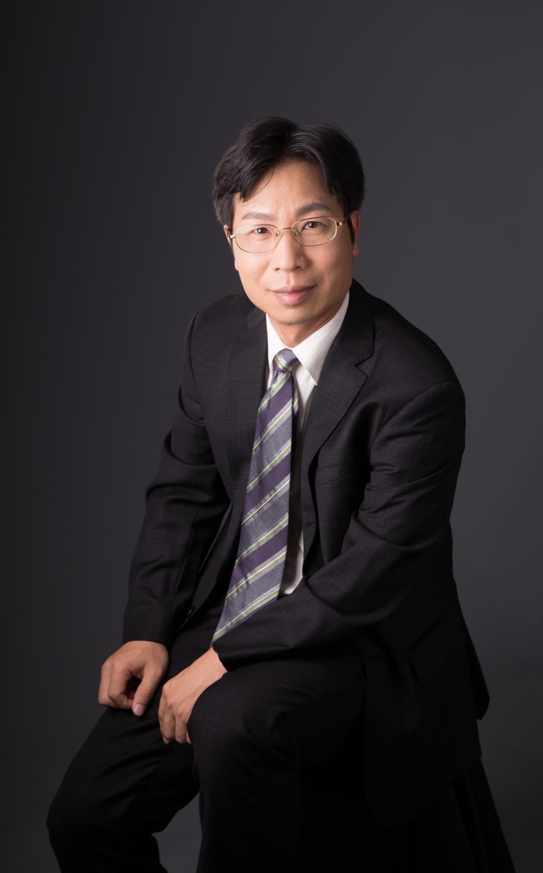 彭望东