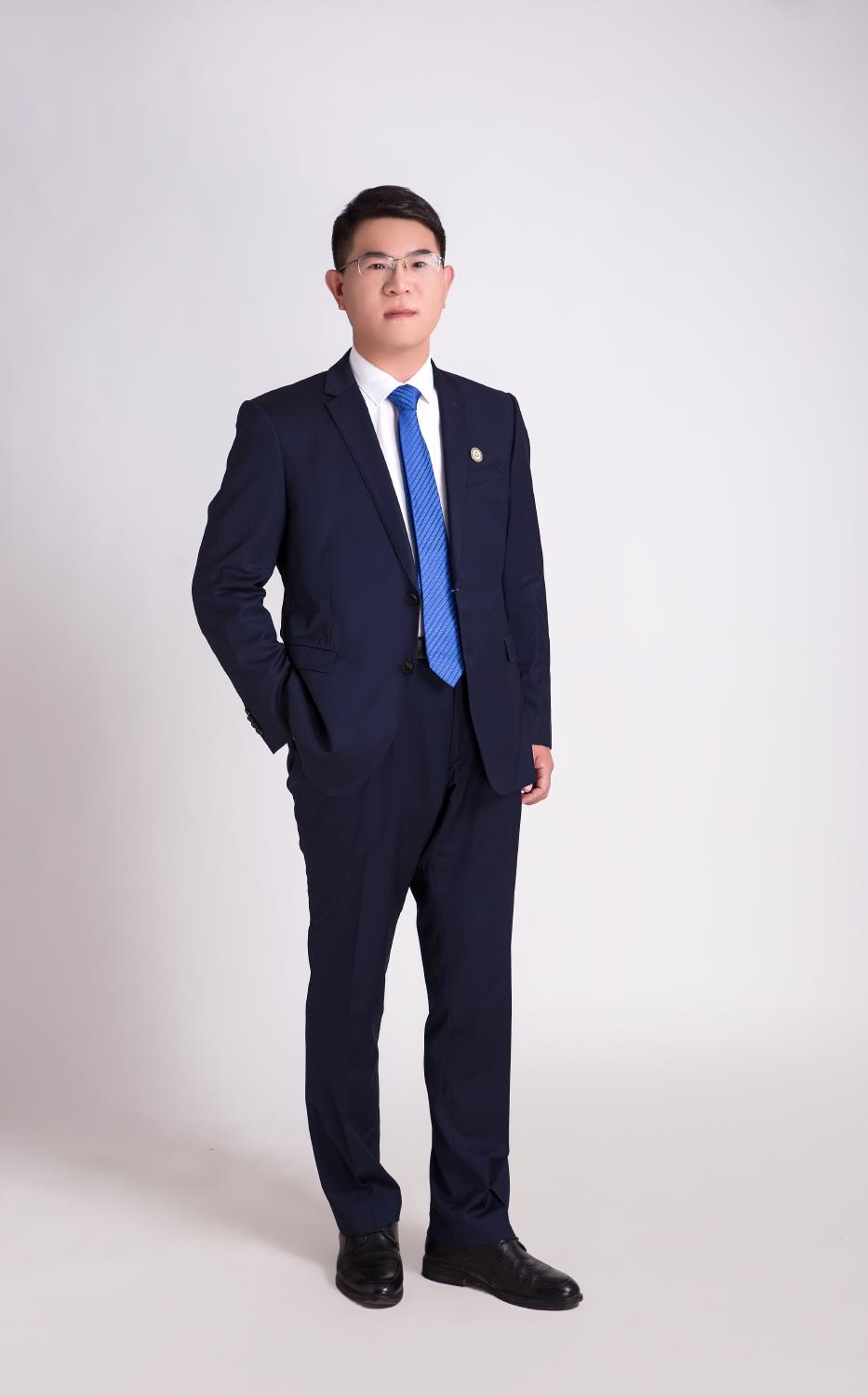 张雷