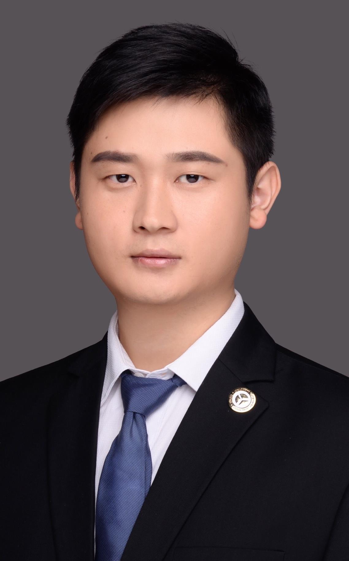 李江龙