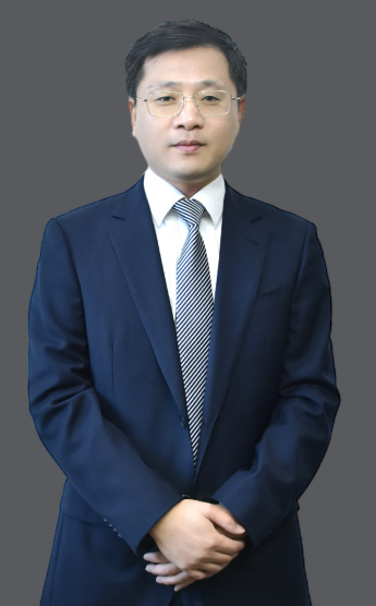 诸秦刚