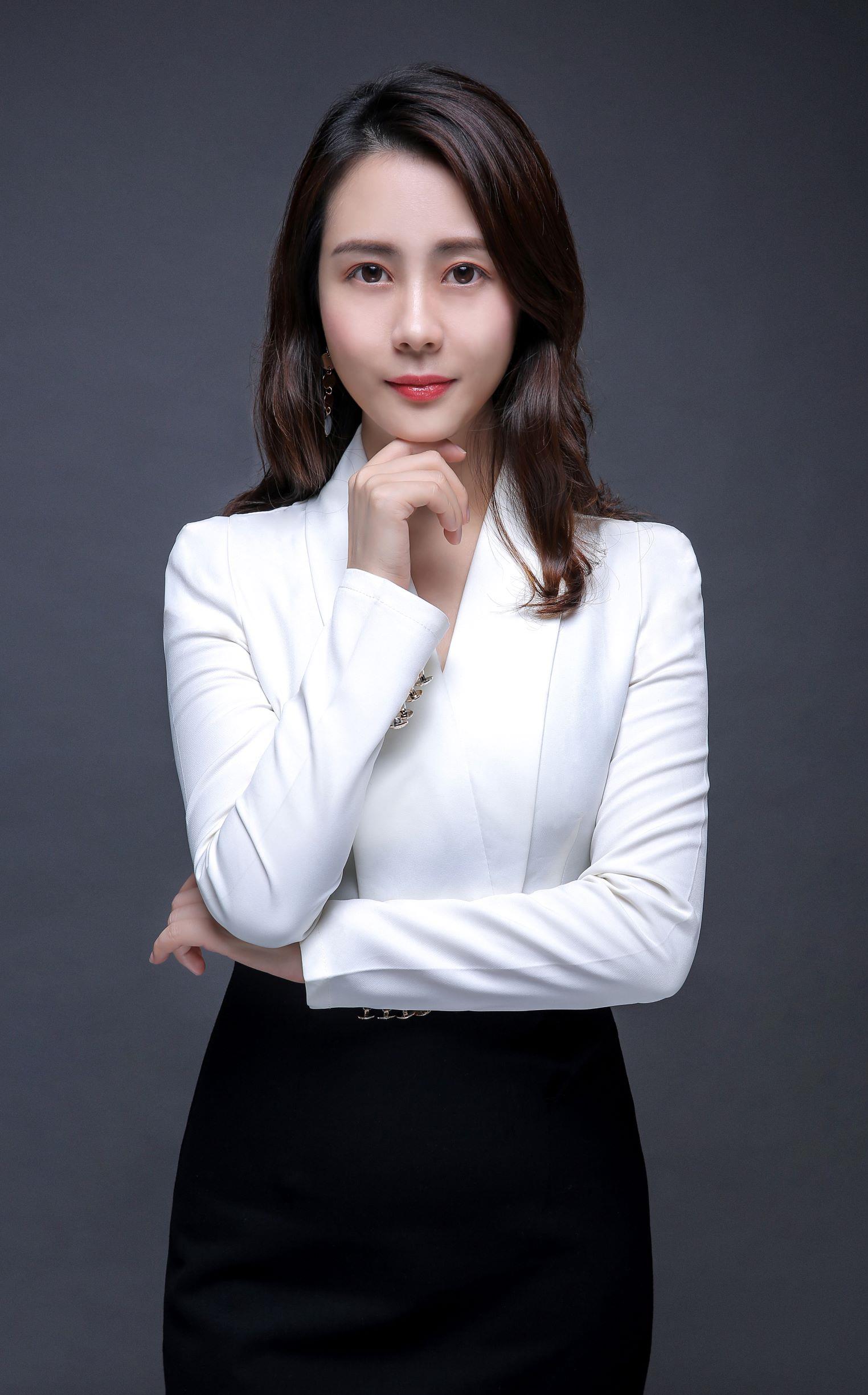 何廷婷