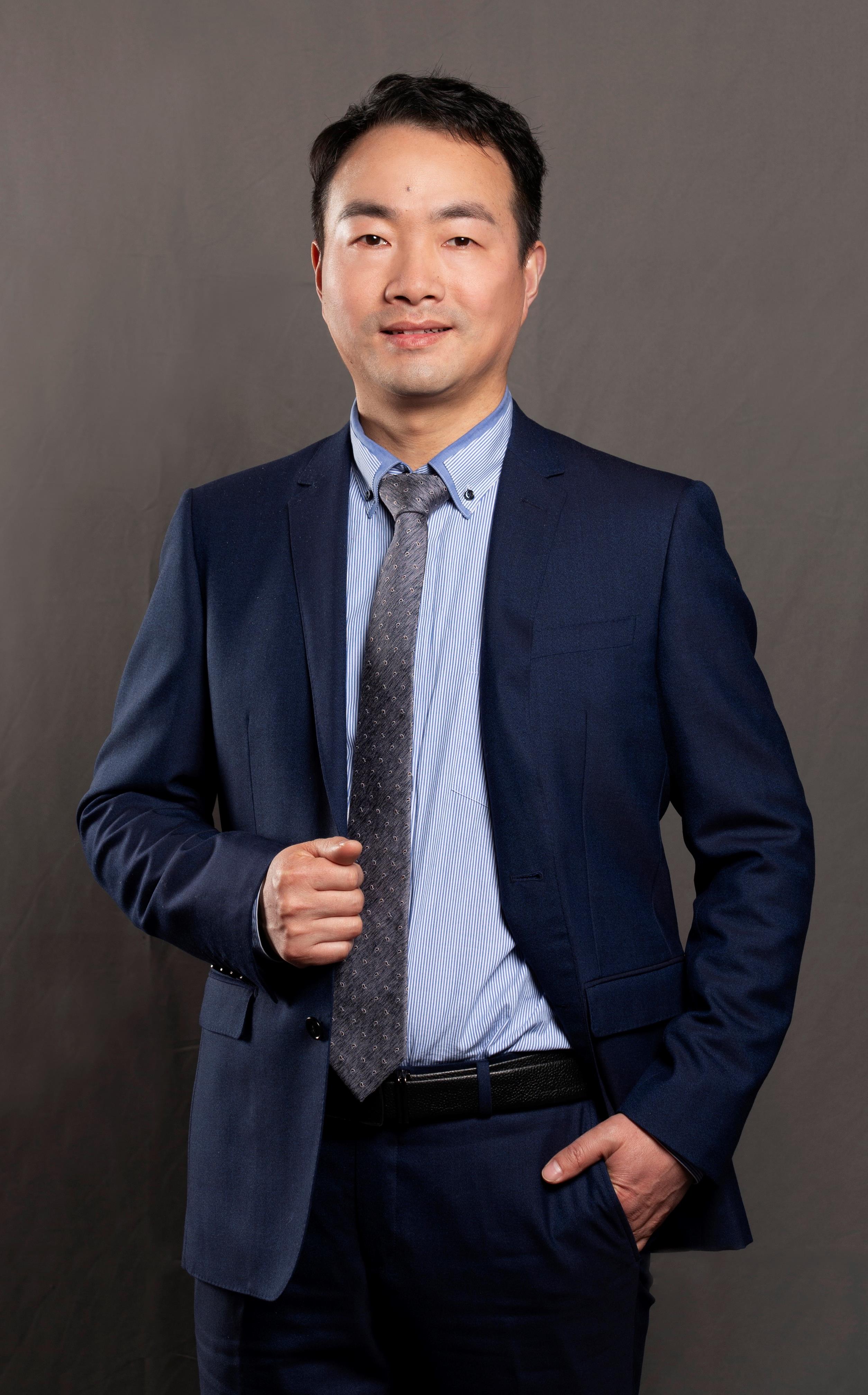 张士举