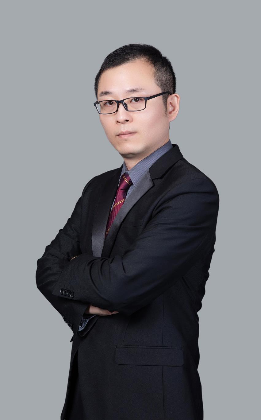 邱星