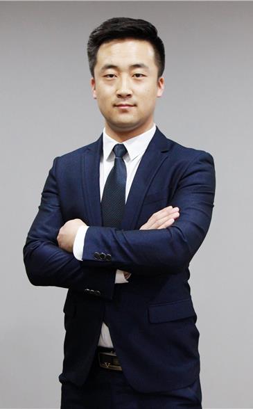 栾建华