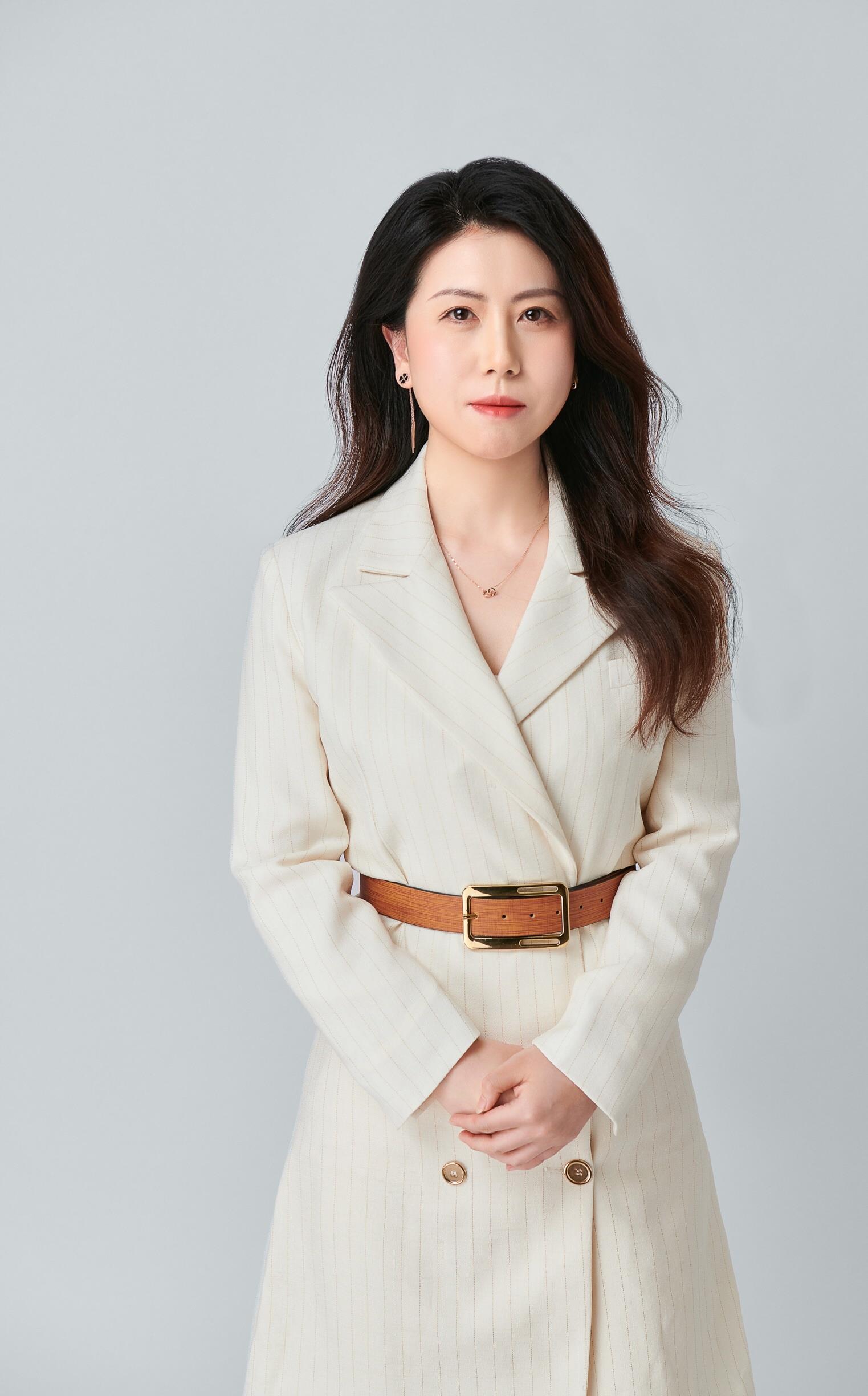 张利英