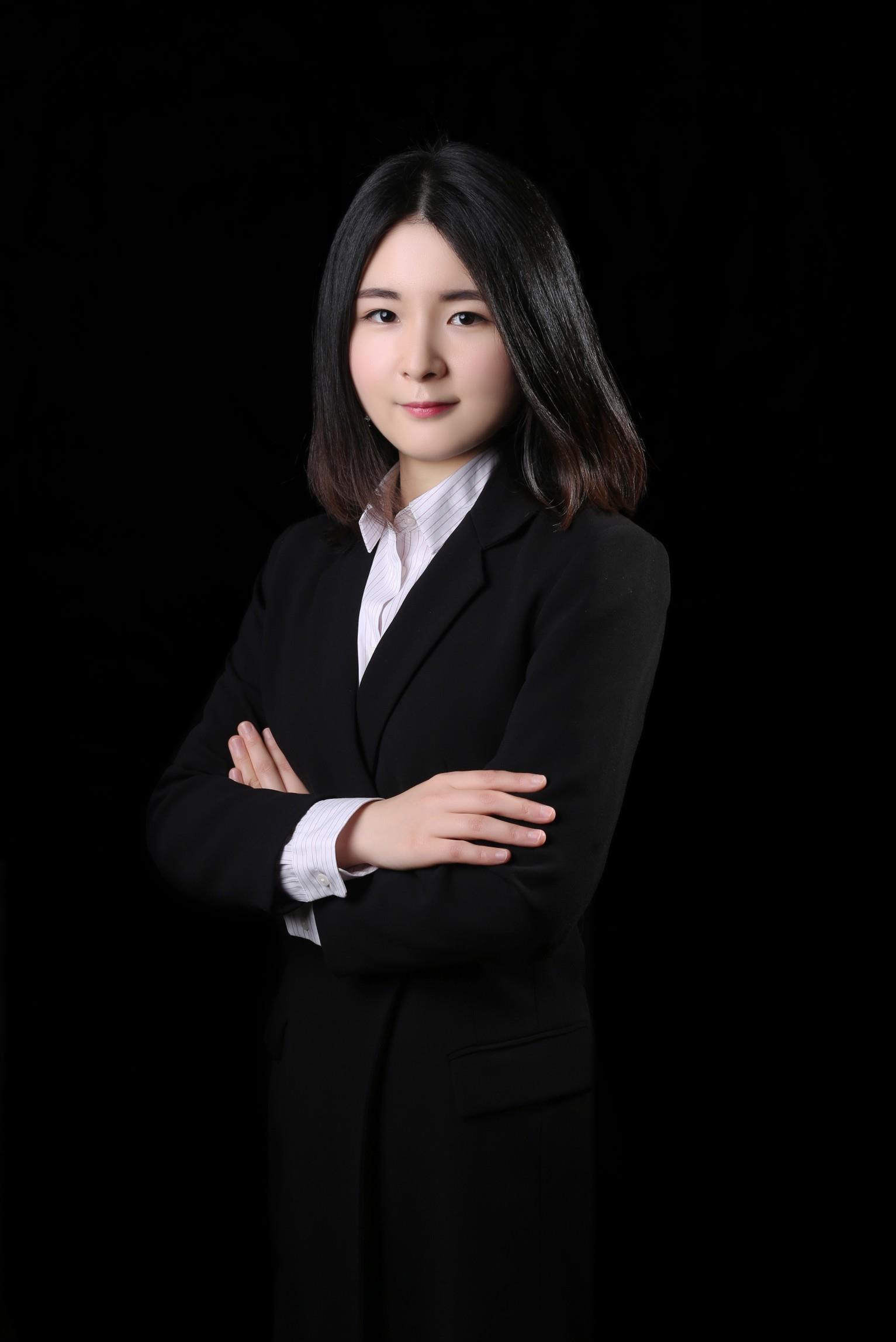 卞丹君