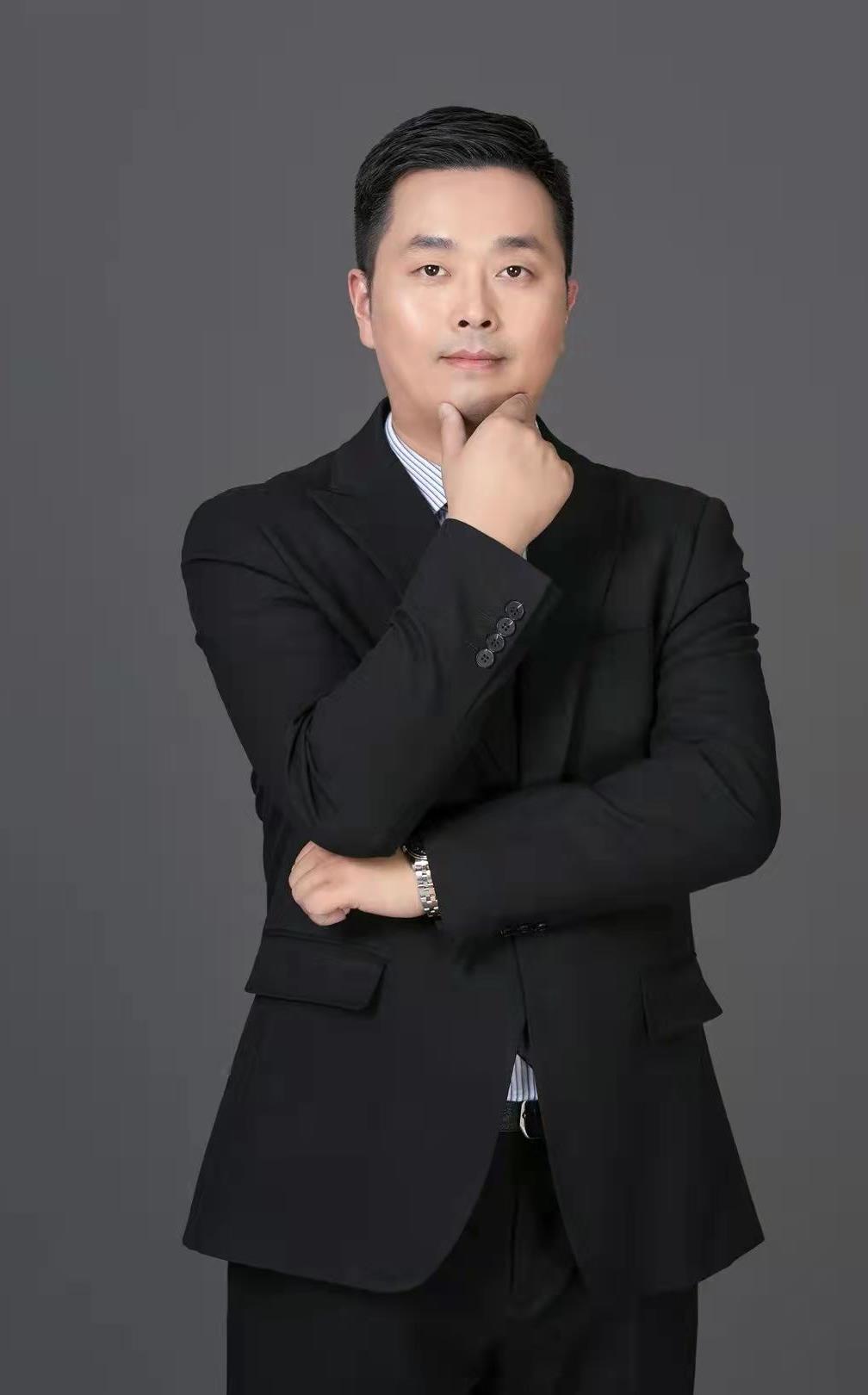 胡井文