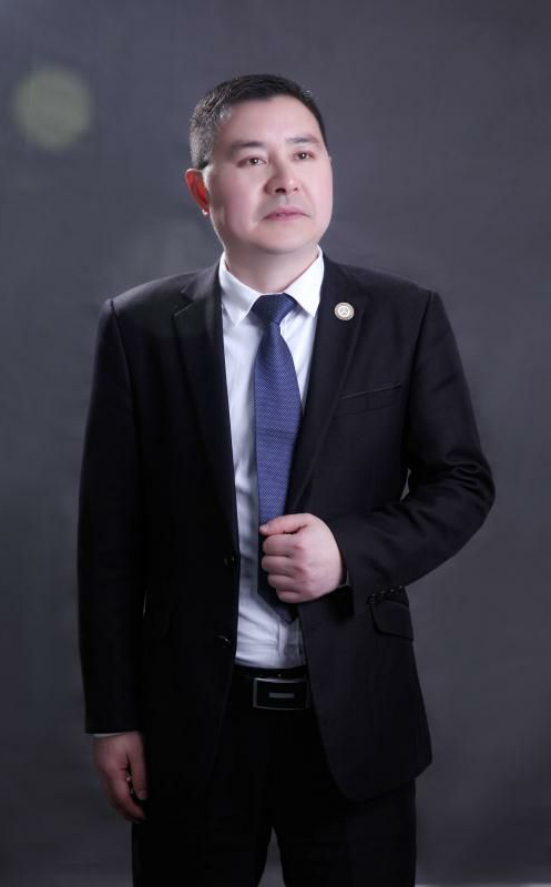 王华