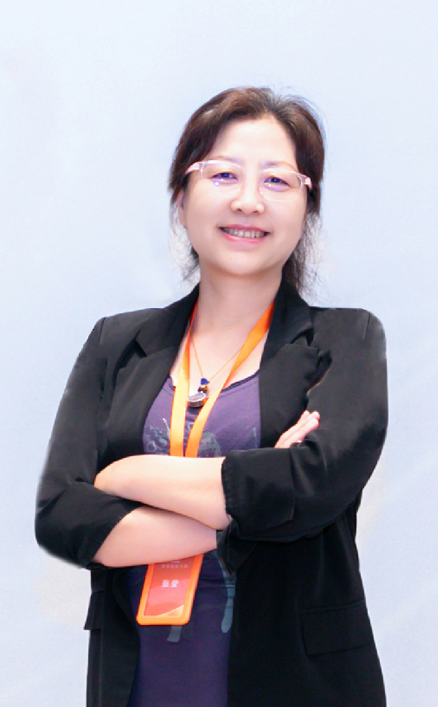张莹