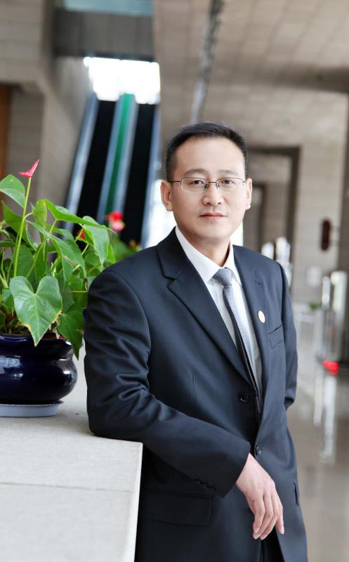 曲洪忠