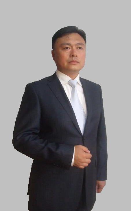 闫弘宇
