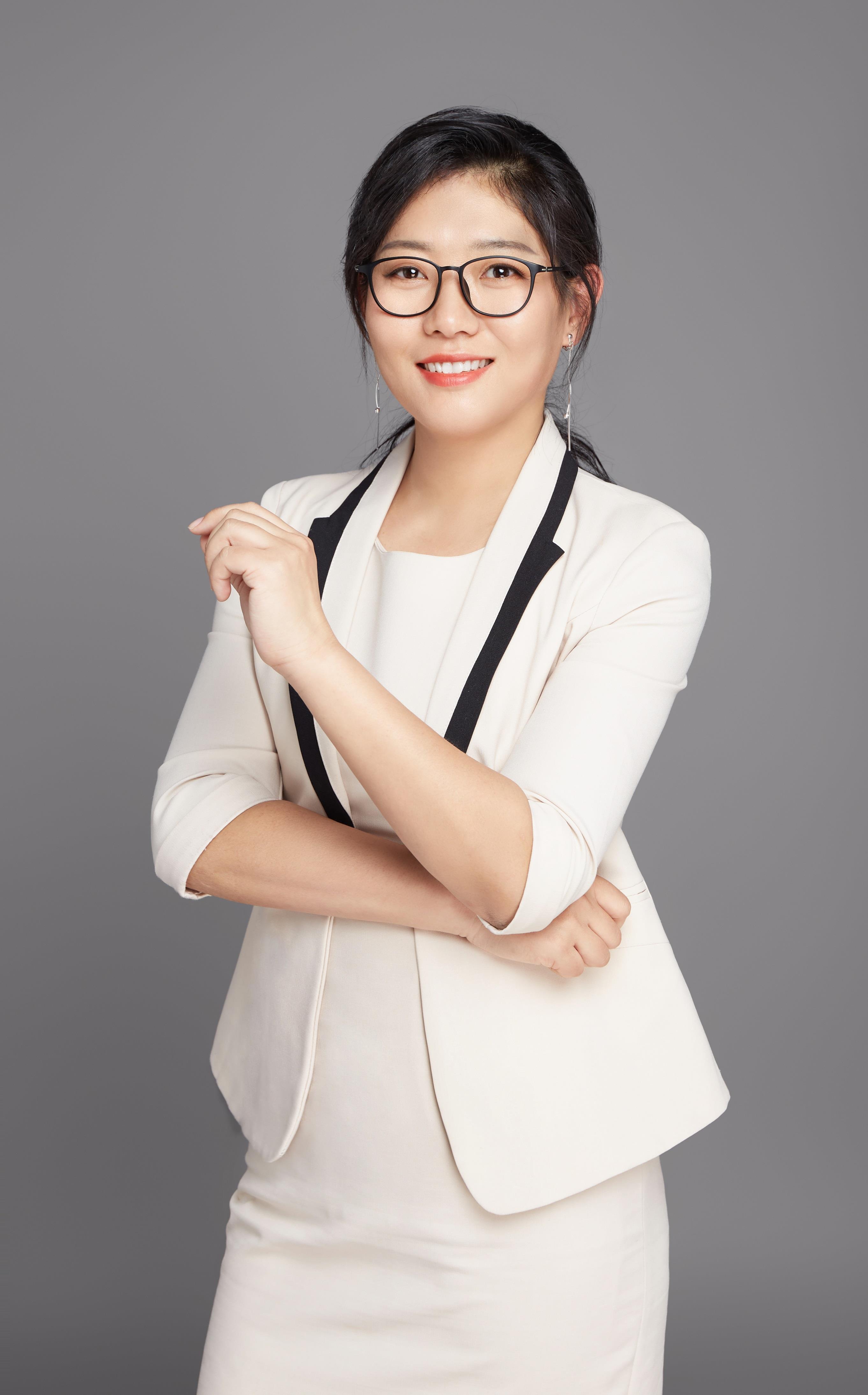 畅玮丽