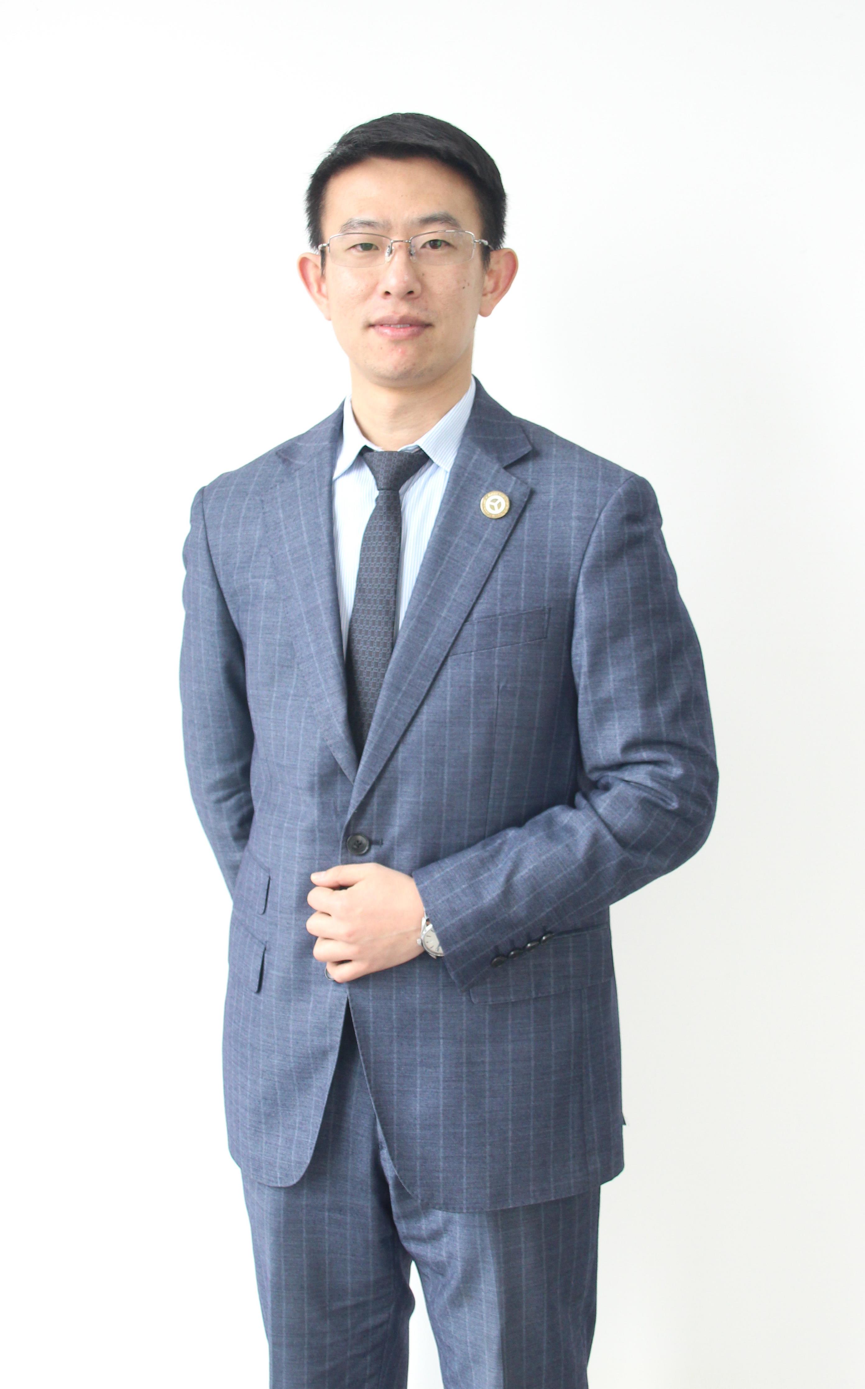 王隐
