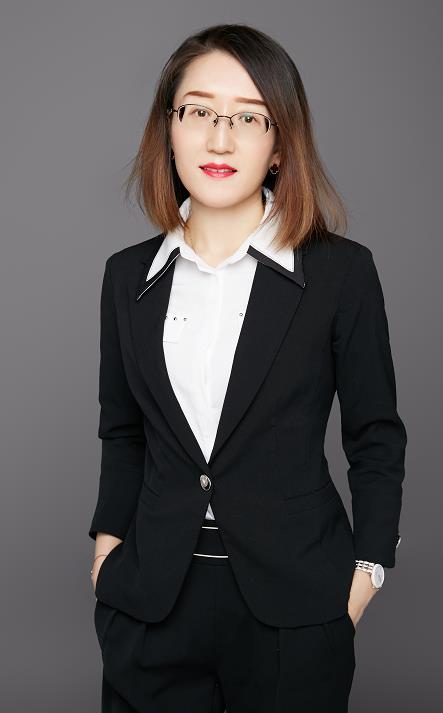李巍