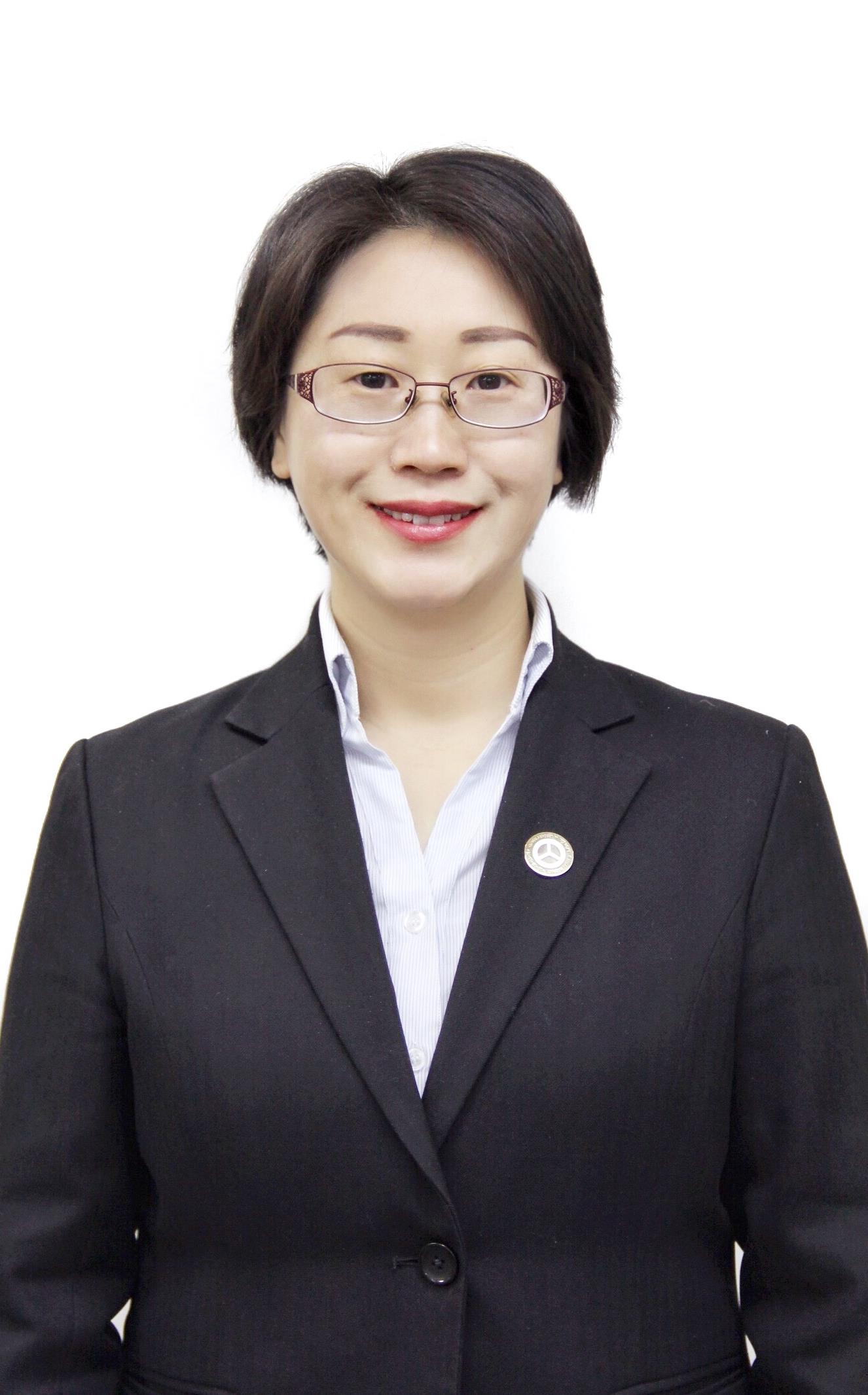 张莉