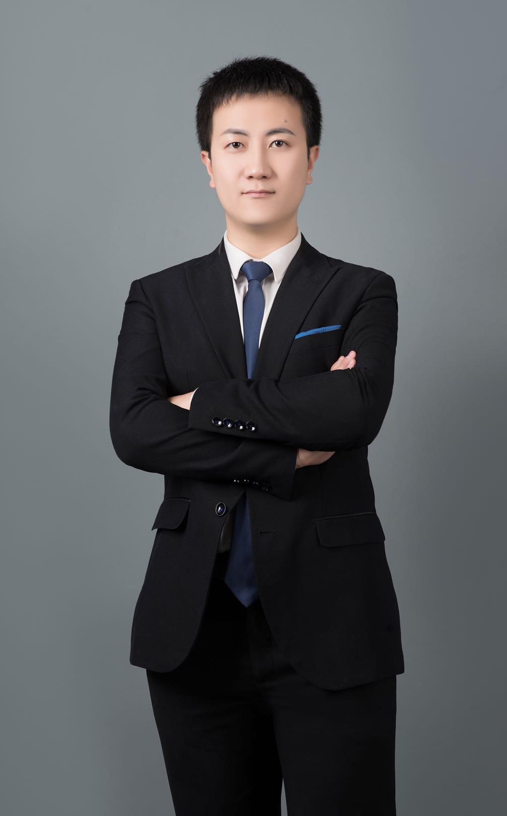 朱彤