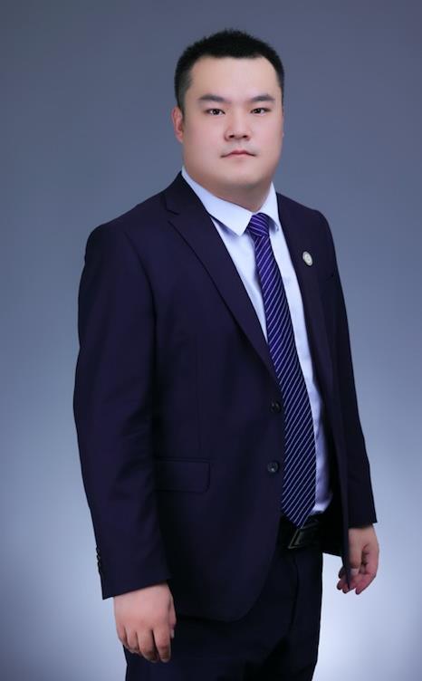 许亮
