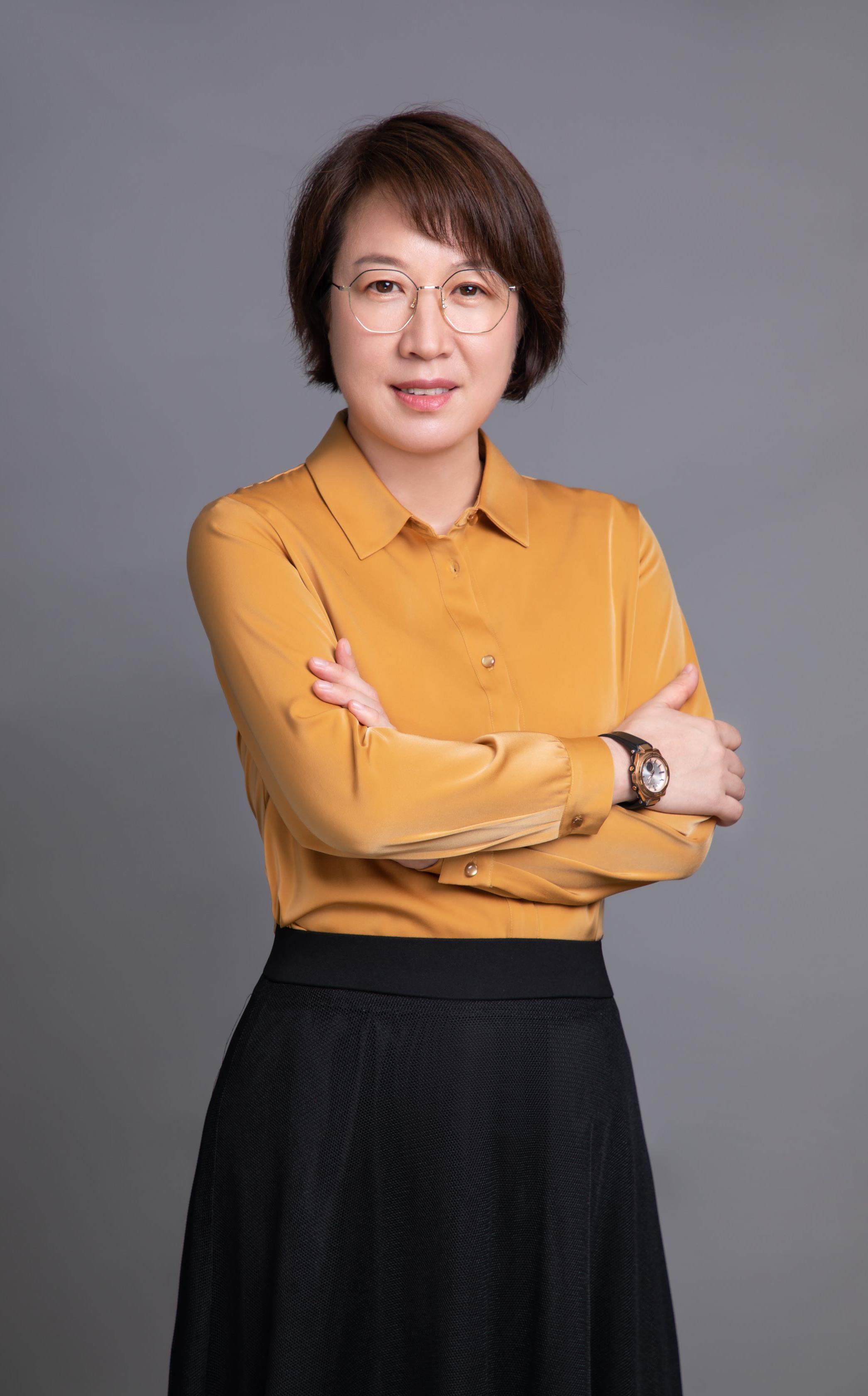 杨伟华