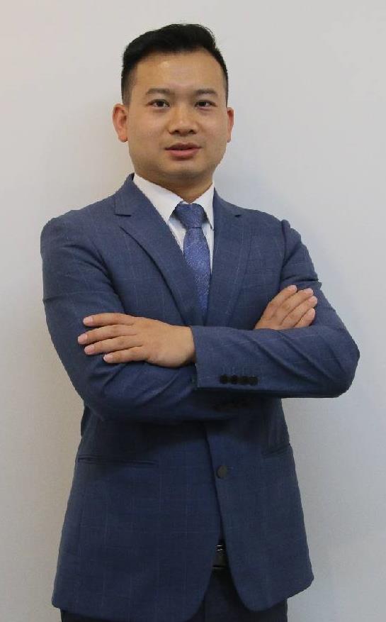 张亮