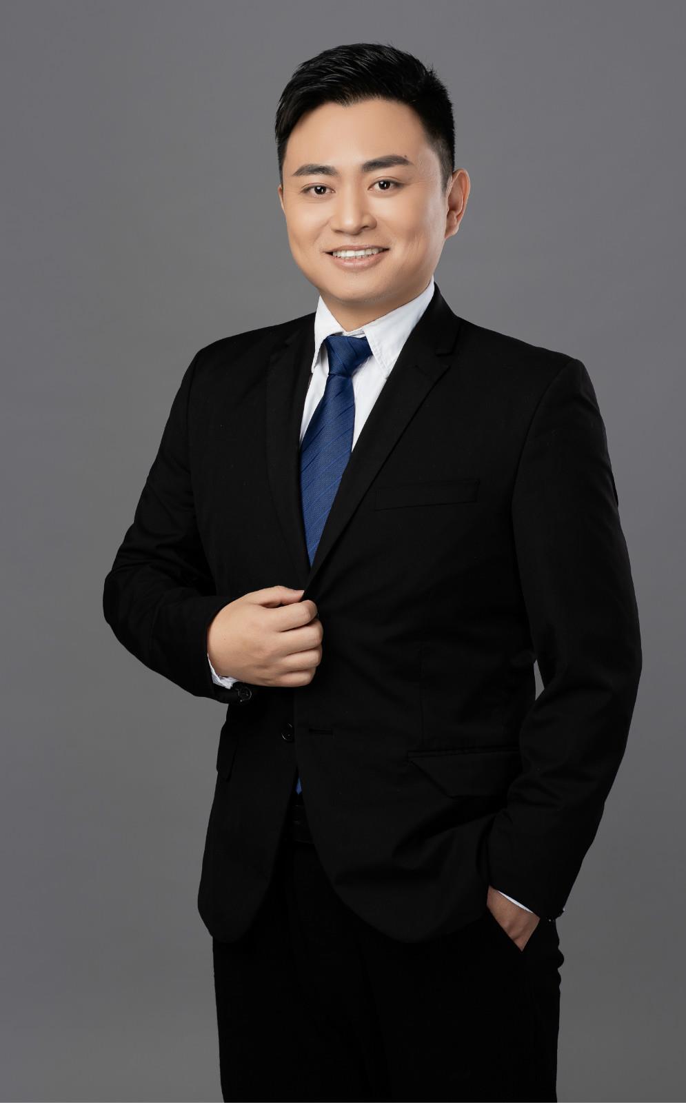 杨春雷
