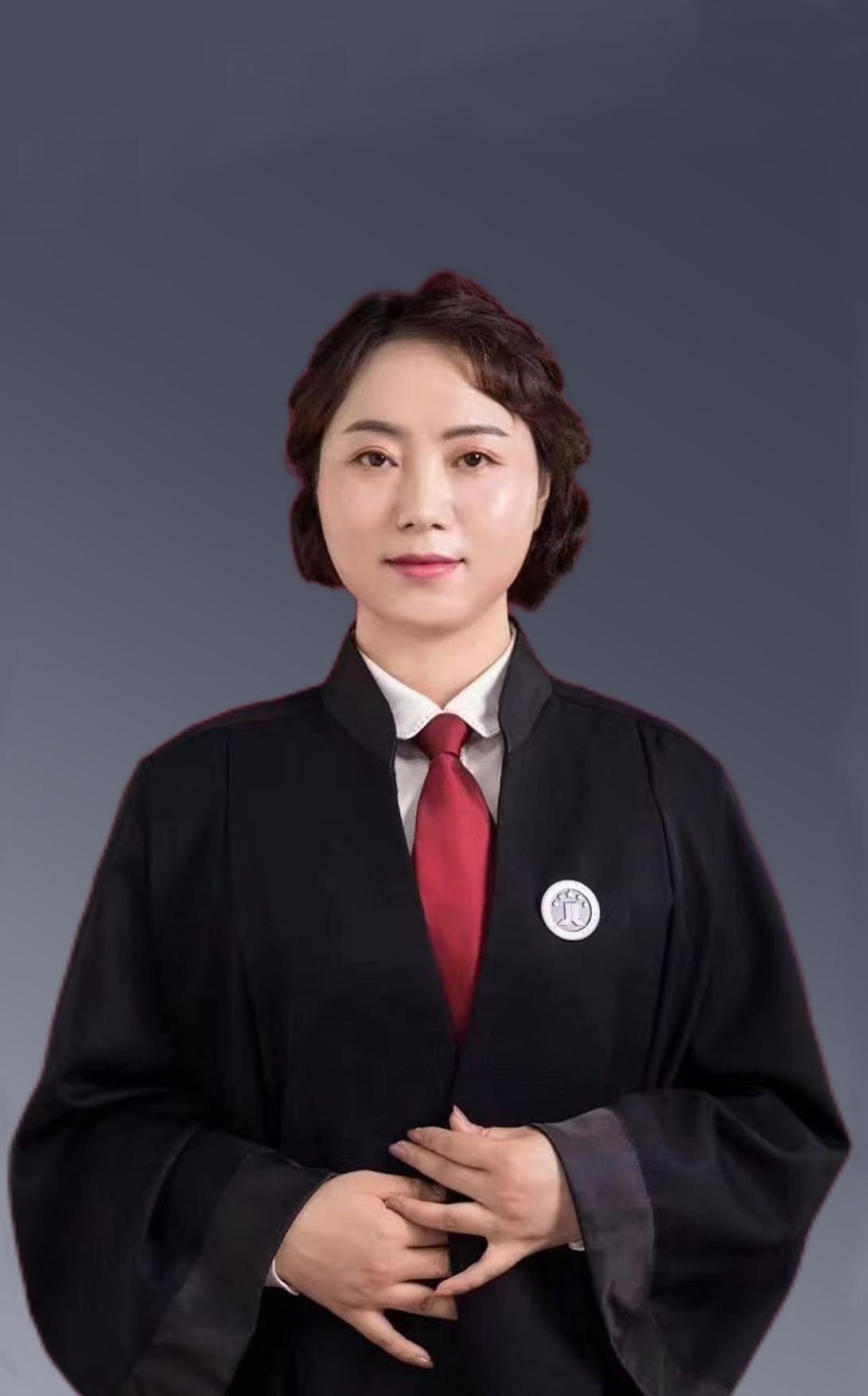 黄艳玲