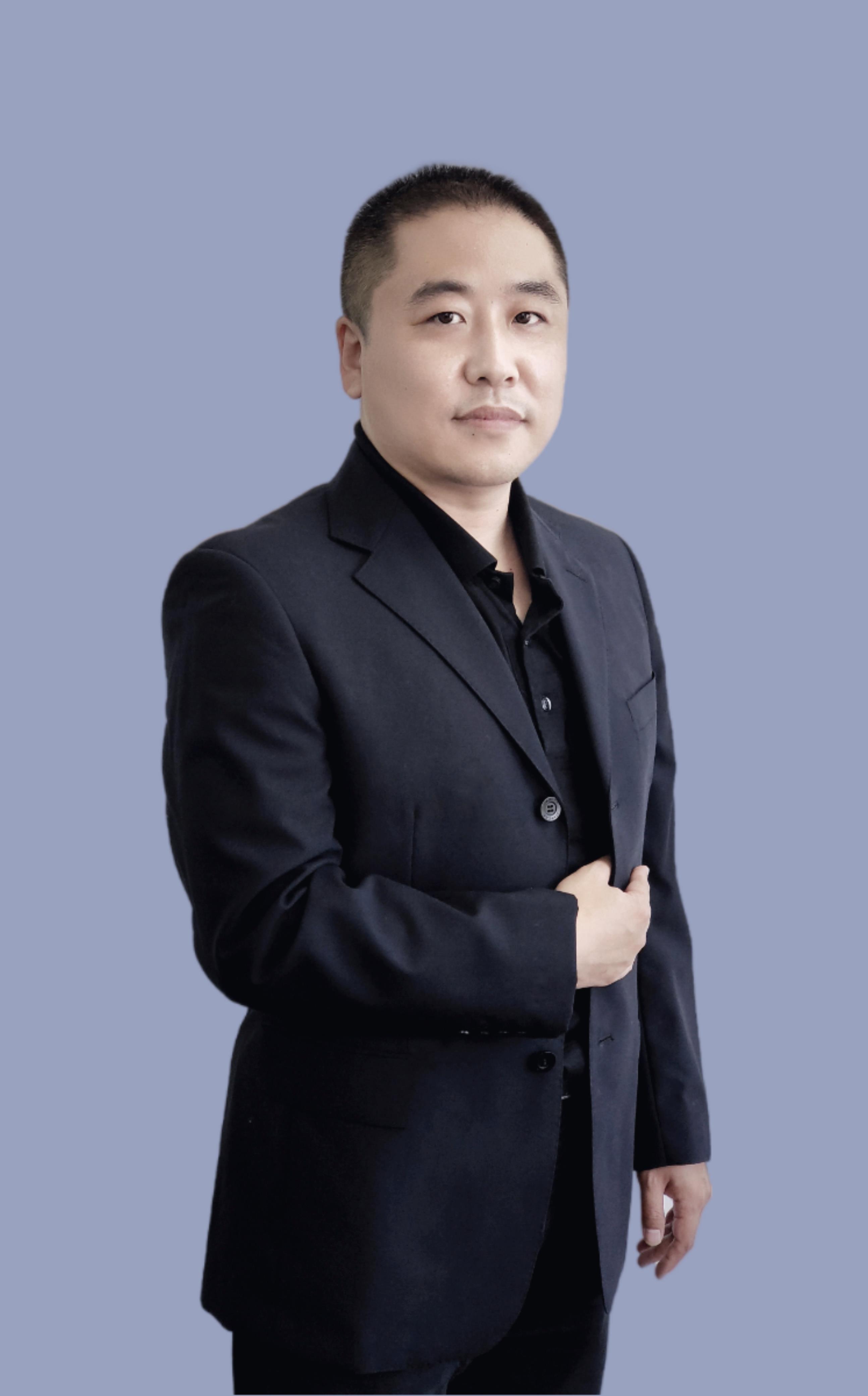 王磊