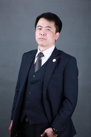 孙健