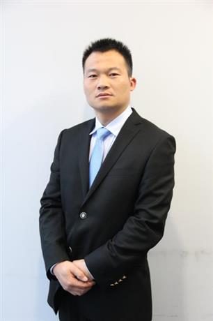 李斌