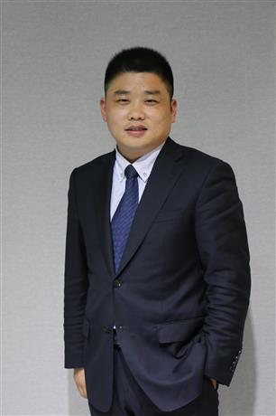 周立波