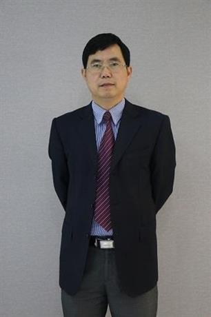 栗胜华