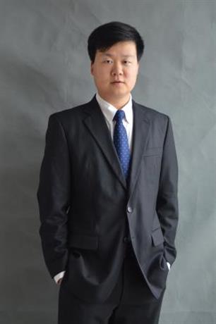 肖彬