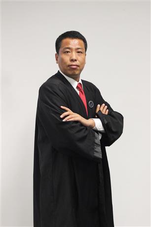 吕常国