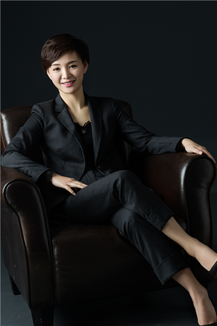 何曼丽